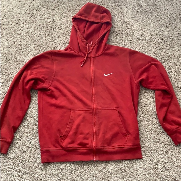 Red Nike jacket - Picture 1 of 5